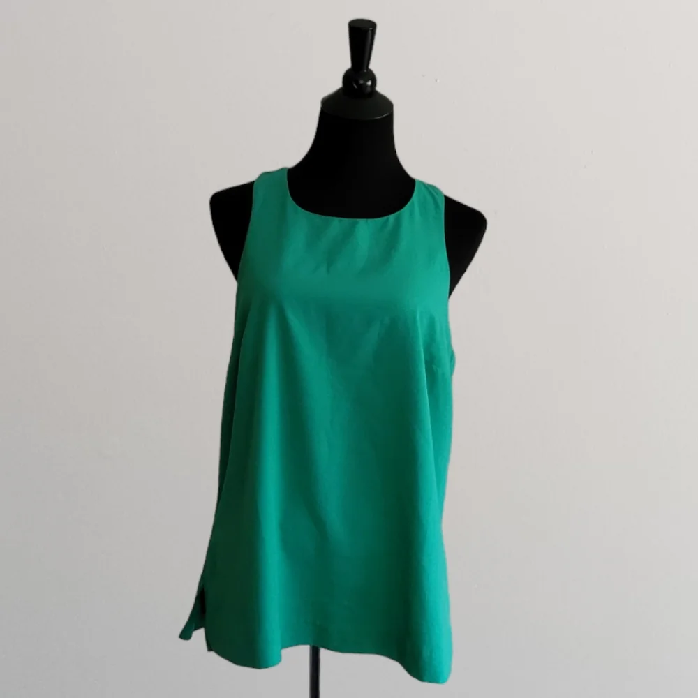 Banana Republic Top - Picture 1 of 7